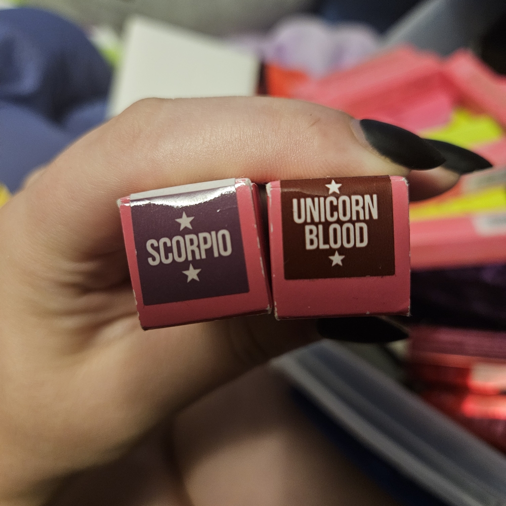 Jeffree Star Lip Liner - Scorpio Or Unicorn Blood